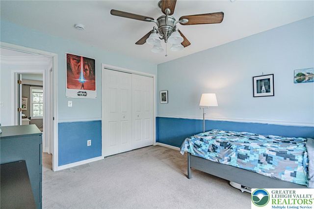 236 Schoeneck Avenue, Upper Nazareth Twp, PA 18064