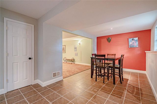 236 Schoeneck Avenue, Upper Nazareth Twp, PA 18064