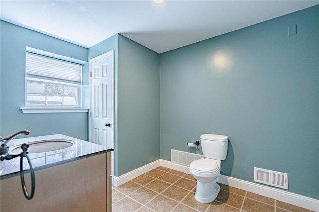 236 Schoeneck Avenue, Upper Nazareth Twp, PA 18064