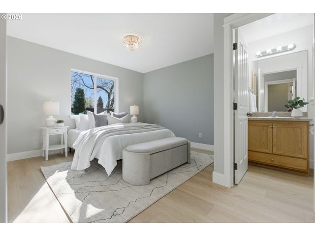 595 RABER Rd, Eugene, OR 97402