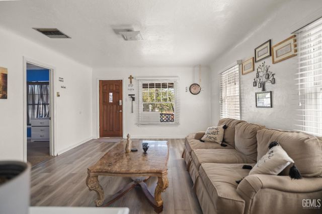 613 B Street, Taft, CA 93268