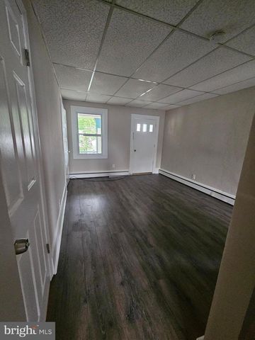 237 CLEVELAND ST, Bristol, PA 19007