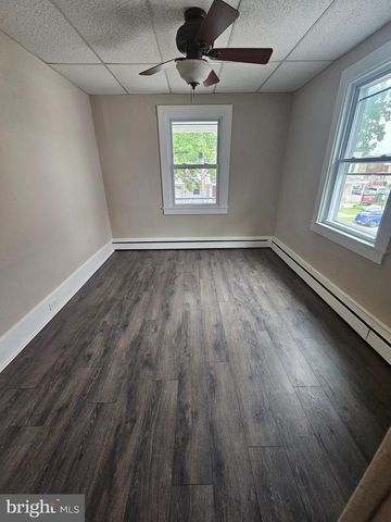 237 CLEVELAND ST, Bristol, PA 19007
