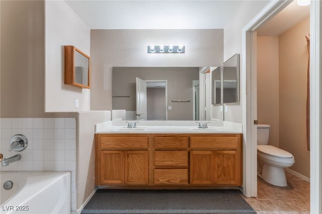 7908 Constantinople Avenue, Las Vegas, NV 89129