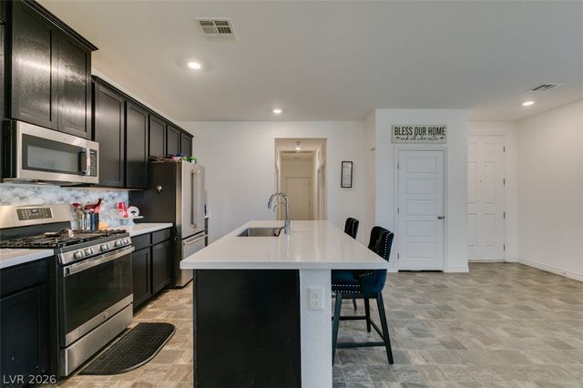 5729 Orchid Point Street, North Las Vegas, NV 89081