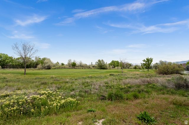 819 W JORDAN OAKS CT, Sandy, UT 84070