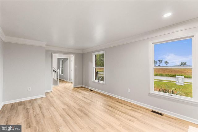 515 BASEHOAR SCHOOL RD, Littlestown, PA 17340