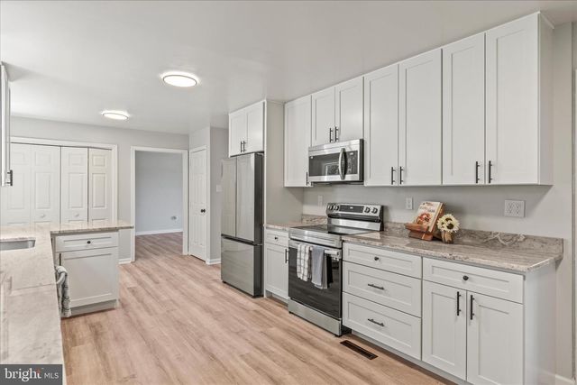 515 BASEHOAR SCHOOL RD, Littlestown, PA 17340