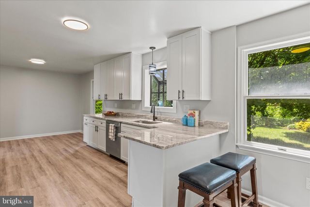 515 BASEHOAR SCHOOL RD, Littlestown, PA 17340