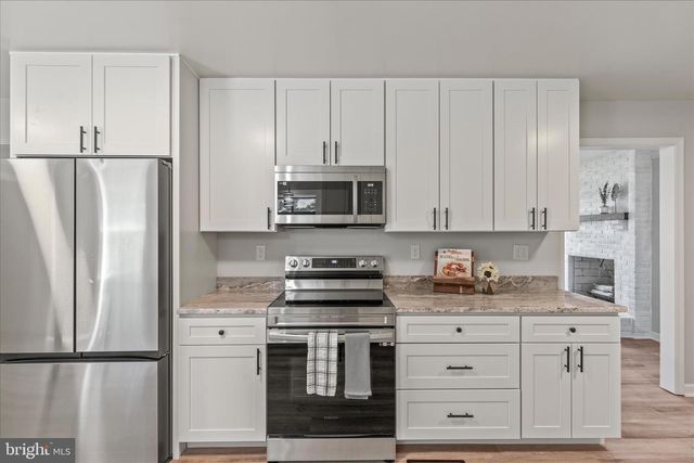 515 BASEHOAR SCHOOL RD, Littlestown, PA 17340