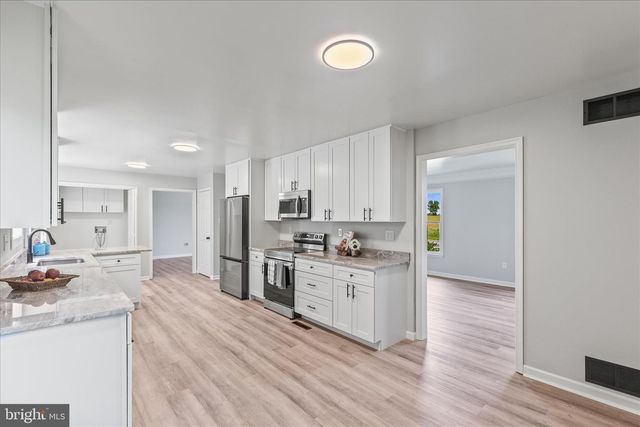 515 BASEHOAR SCHOOL RD, Littlestown, PA 17340