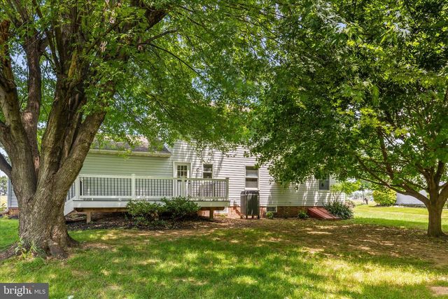 515 BASEHOAR SCHOOL RD, Littlestown, PA 17340