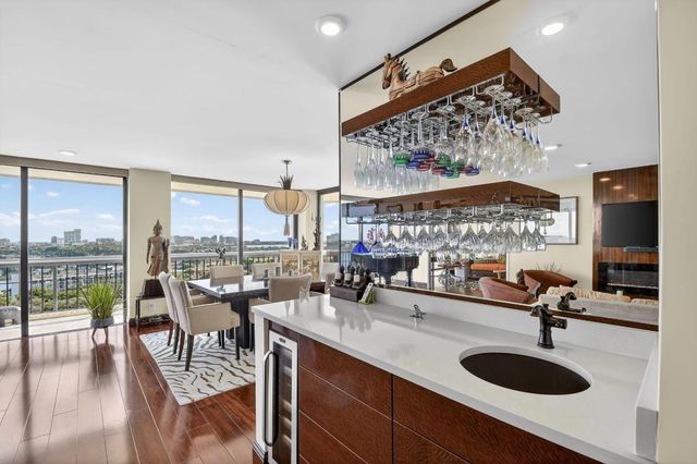 1900 Consulate Place 1603, West Palm Beach, FL 33401