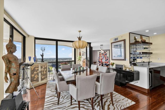 1900 Consulate Place 1603, West Palm Beach, FL 33401