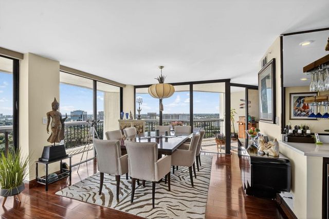 1900 Consulate Place 1603, West Palm Beach, FL 33401