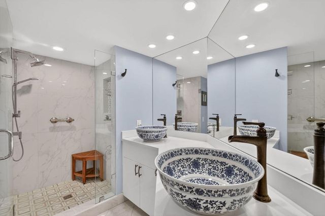 1900 Consulate Place 1603, West Palm Beach, FL 33401