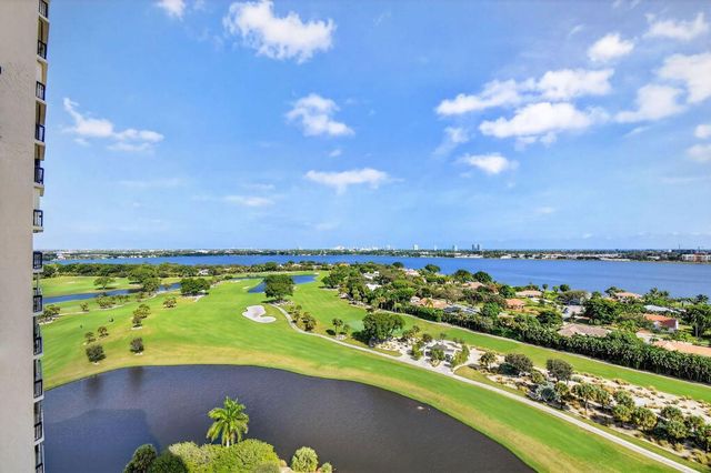 1900 Consulate Place 1603, West Palm Beach, FL 33401