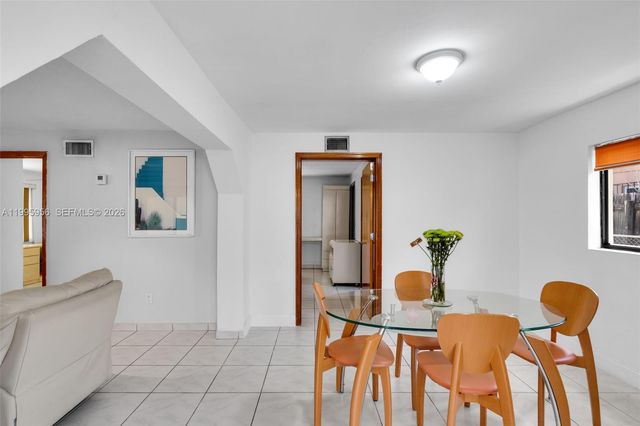 670 E 45th St, Hialeah, FL 33013