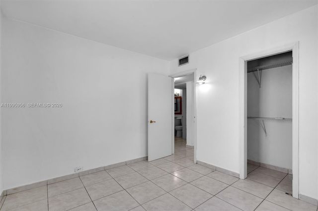 670 E 45th St, Hialeah, FL 33013