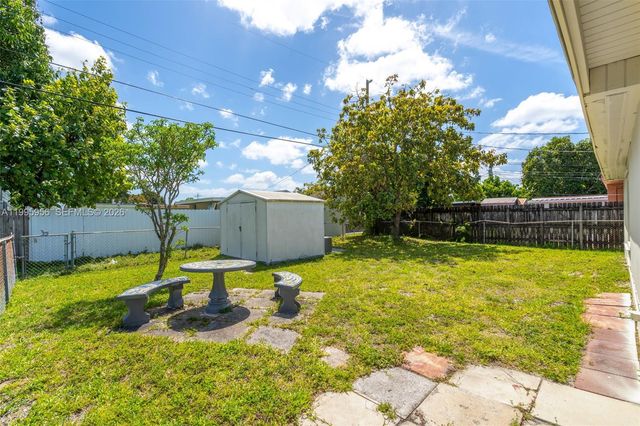 670 E 45th St, Hialeah, FL 33013