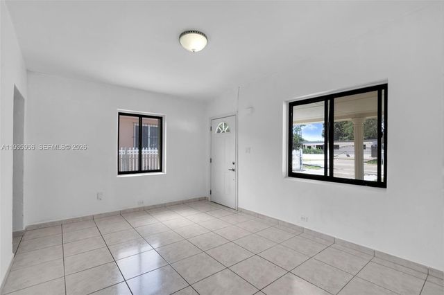 670 E 45th St, Hialeah, FL 33013