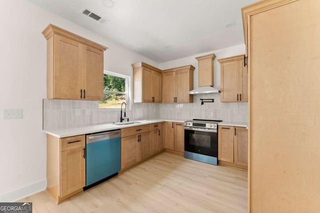 172 Llewellyn Street, Clarkesville, GA 30523