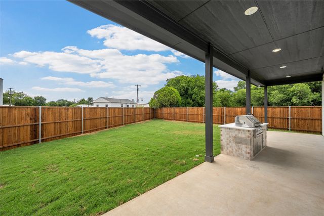 430 S Church Street, Hillsboro, TX 76645