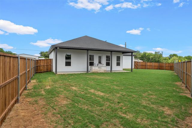 430 S Church Street, Hillsboro, TX 76645