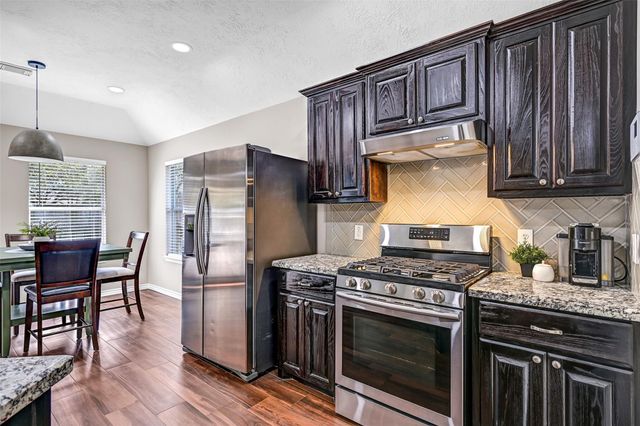 6754 River Ridge Lane, Dickinson, TX 77539