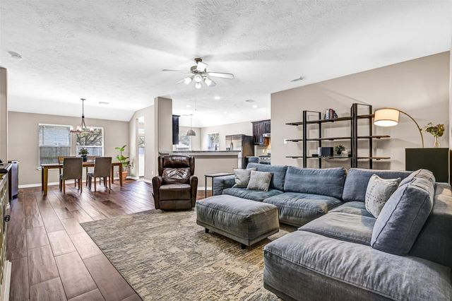 6754 River Ridge Lane, Dickinson, TX 77539