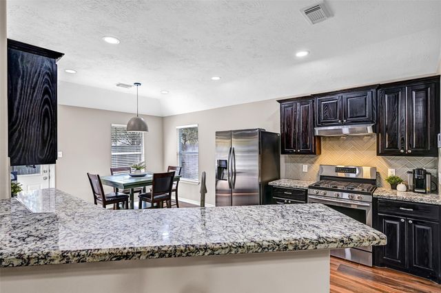 6754 River Ridge Lane, Dickinson, TX 77539