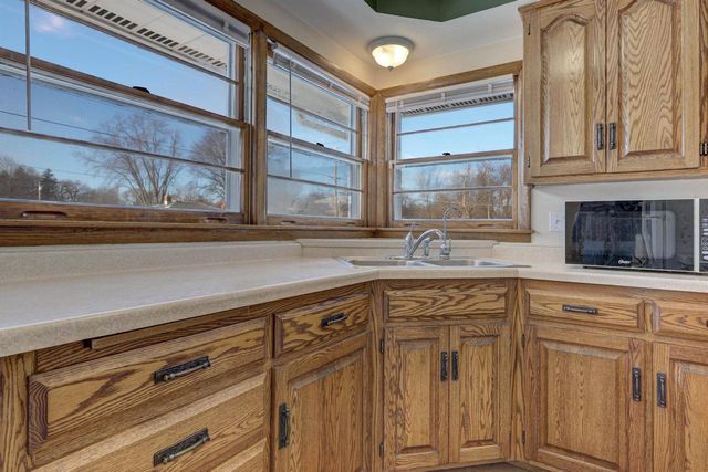 1312 GLENVIEW AVENUE, Kaukauna, WI 54130