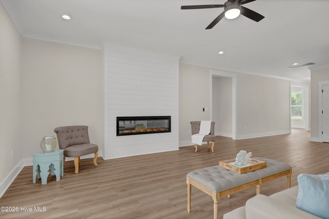 303 Starboard Cove, Sneads Ferry, NC 28460