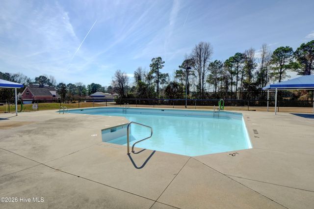 303 Starboard Cove, Sneads Ferry, NC 28460