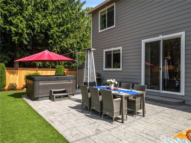 2320 248th Avenue SE, Sammamish, WA 98075