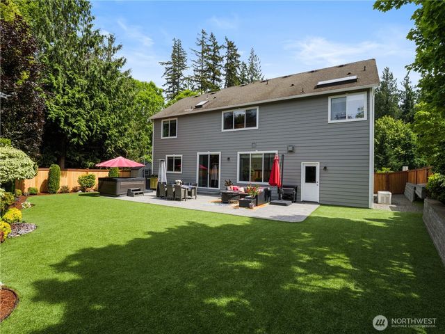 2320 248th Avenue SE, Sammamish, WA 98075