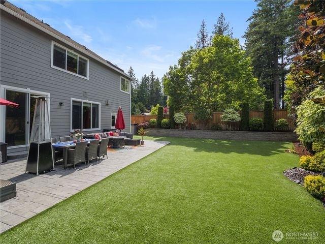 2320 248th Avenue SE, Sammamish, WA 98075