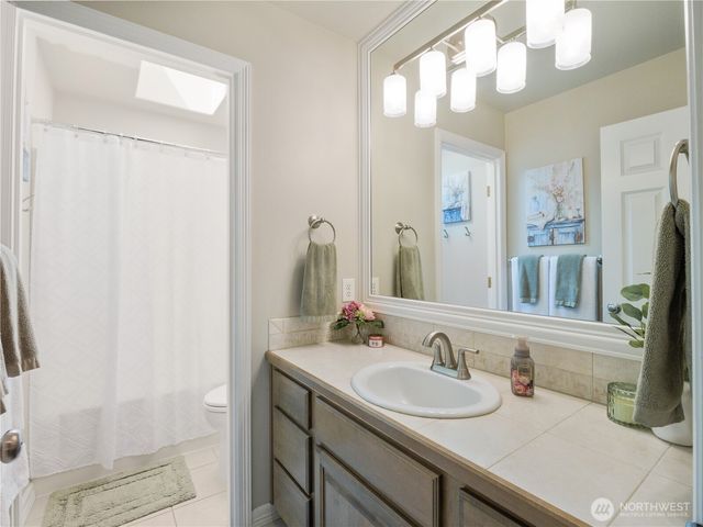 2320 248th Avenue SE, Sammamish, WA 98075