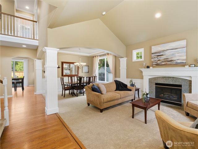 2320 248th Avenue SE, Sammamish, WA 98075