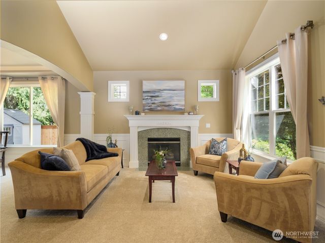 2320 248th Avenue SE, Sammamish, WA 98075