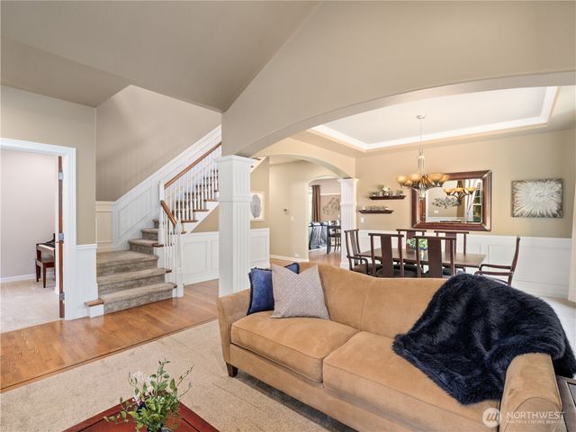 2320 248th Avenue SE, Sammamish, WA 98075