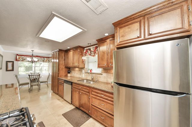 20281 N Hillcrest Drive, Porter, TX 77365