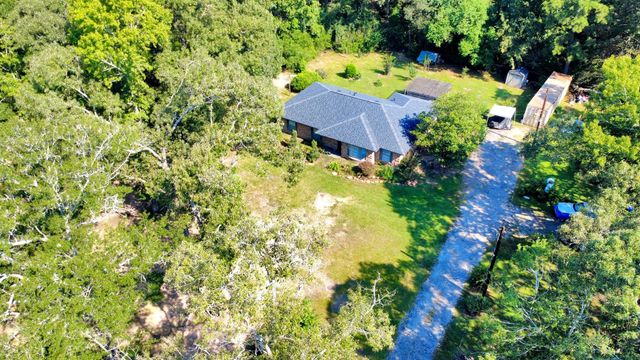 20281 N Hillcrest Drive, Porter, TX 77365