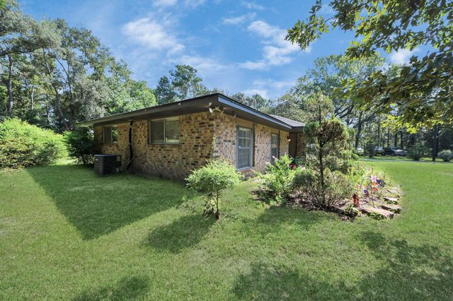 20281 N Hillcrest Drive, Porter, TX 77365