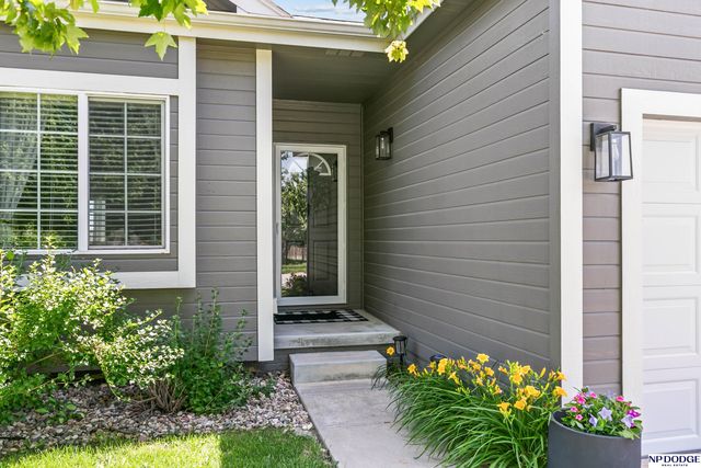 18805 Polk Street, Omaha, NE 68135