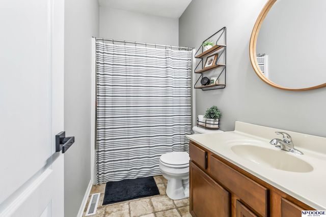 18805 Polk Street, Omaha, NE 68135