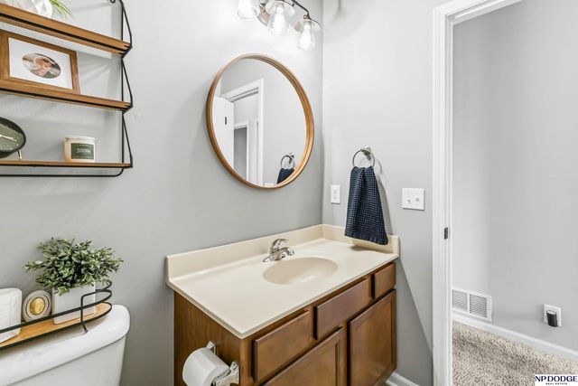 18805 Polk Street, Omaha, NE 68135