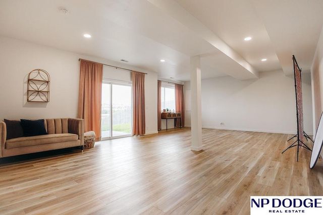 18805 Polk Street, Omaha, NE 68135