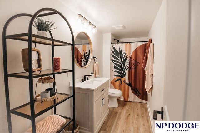 18805 Polk Street, Omaha, NE 68135