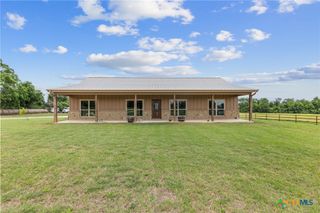 2202 E Young Avenue, Temple, TX 76501
